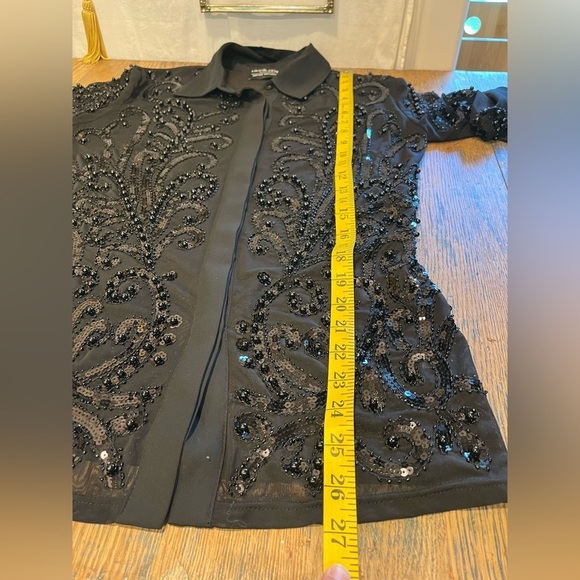 FRANK Lyman Design Collection Beaded Mesh Black Blouse - Size S - Picture 10 of 11